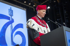 Dr hab. inż. L. Gniewek, prof. PRz,