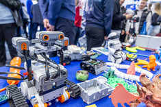 Stoisko Politechniki Rzeszowskiej na targach Edu Salon,